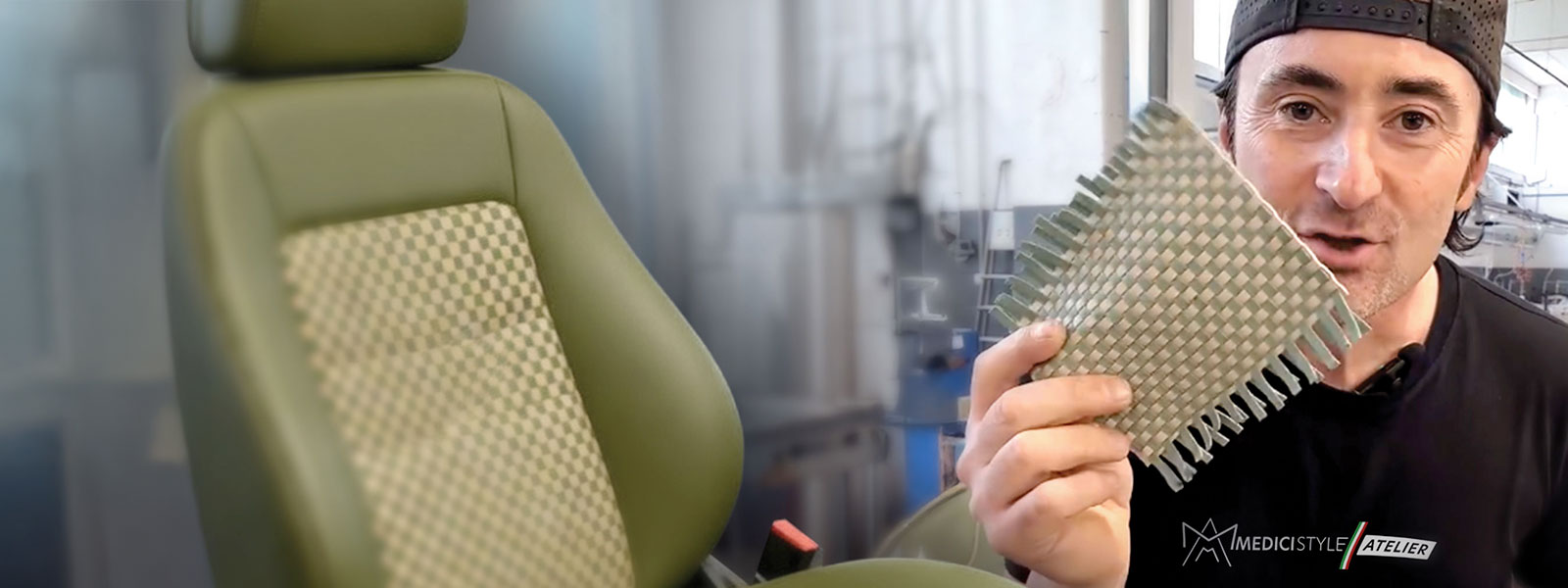 sulla sinistra sedile auto, sulla destra Davide Medici con in mano un dettaglio della texture del sedile